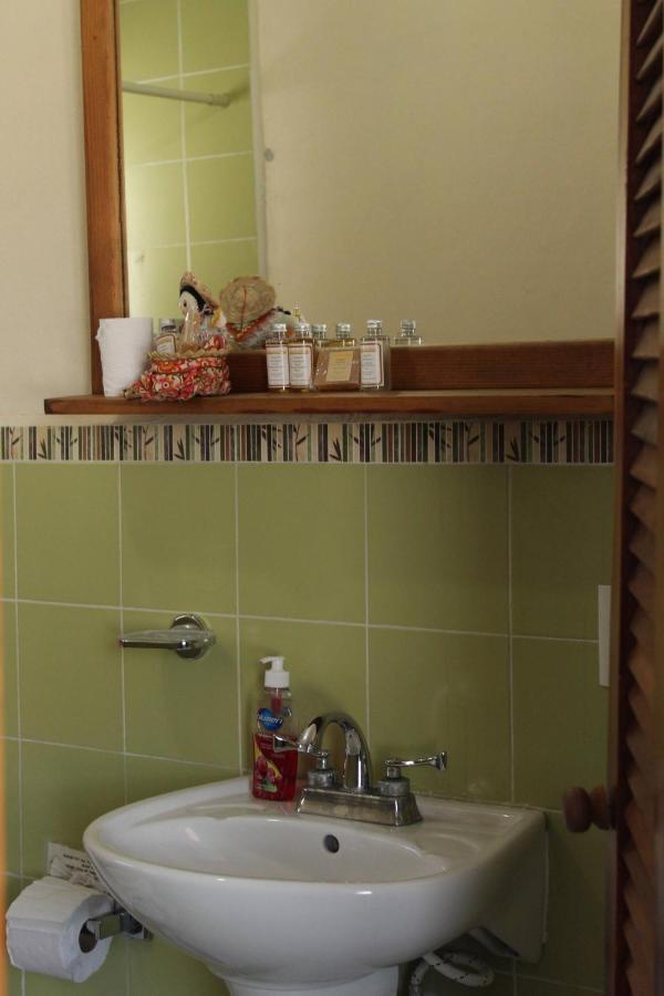 4 Terrace Tub *