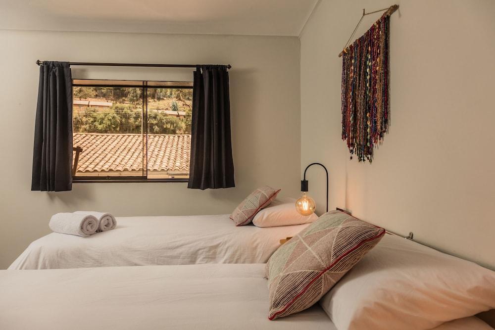Selina Laguna Zone Hotel