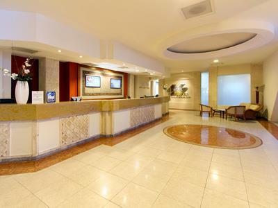 Club Royal Solaris Hotel 4*