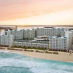 Hilton Cancun Mar Caribe All-Inclusive Resort