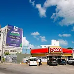 Large One-Bedroom Apt Near Isla Mujeres Ferry