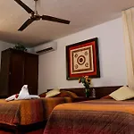 Hotel Los Girasoles