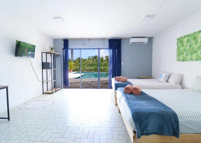 Studio With Pool, And 5-Min Walk To The Beach