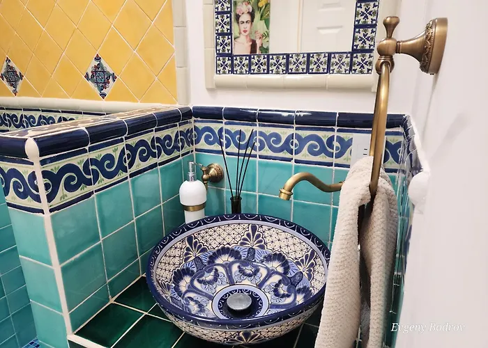 Casa Blanca Boutique & Organic