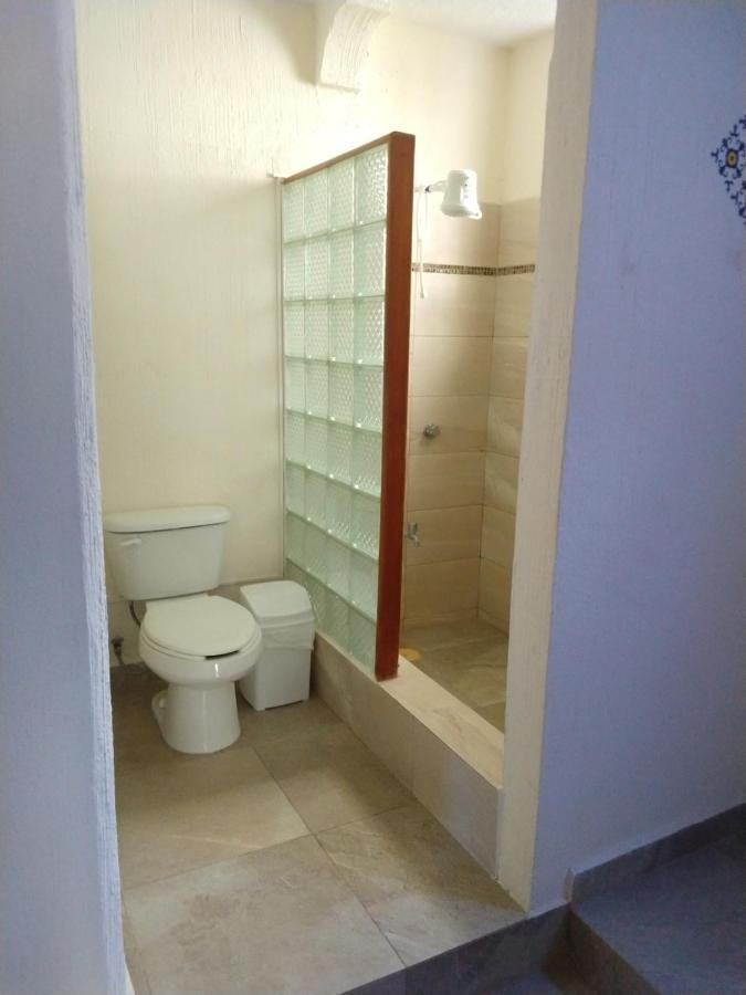 Pensión Casa Bugambilias 2*