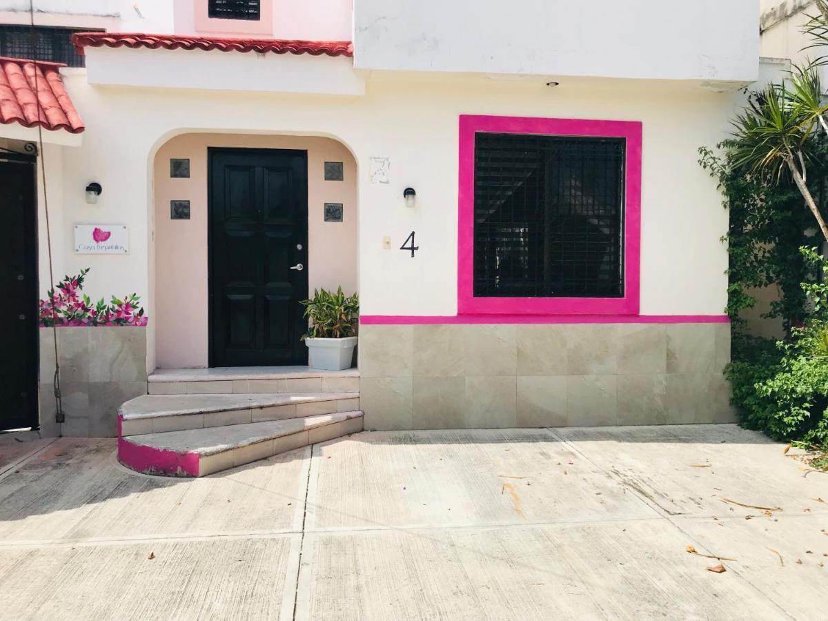 Casa Bugambilias