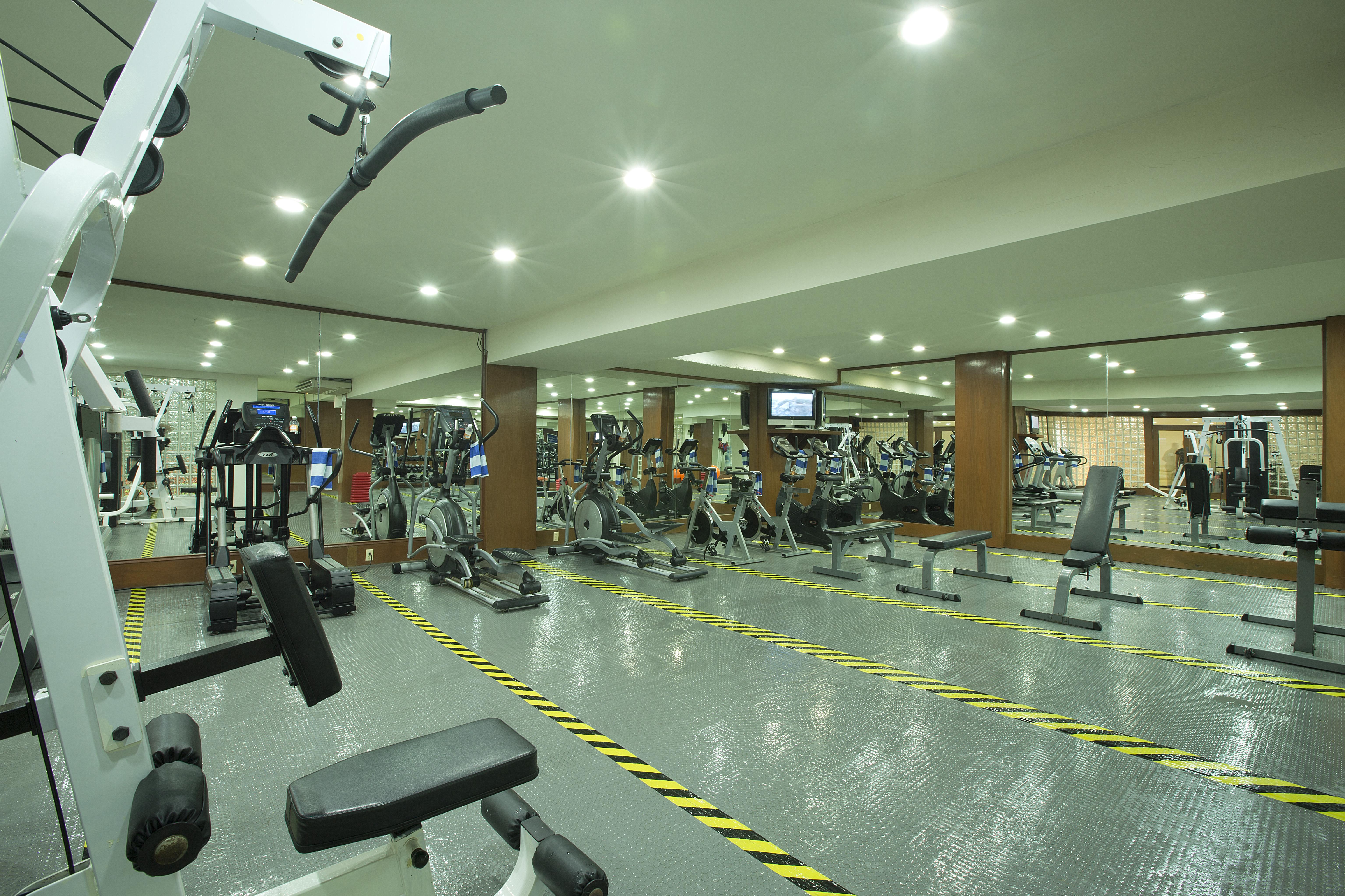 Golden Parnassus Hotel 3*