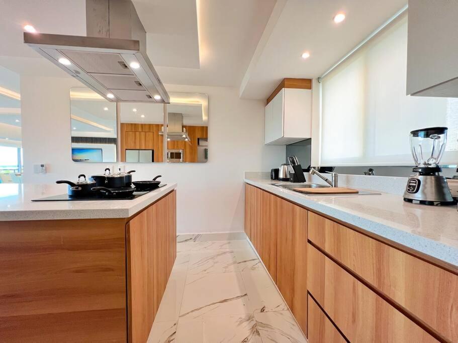 Luxury 3br • *