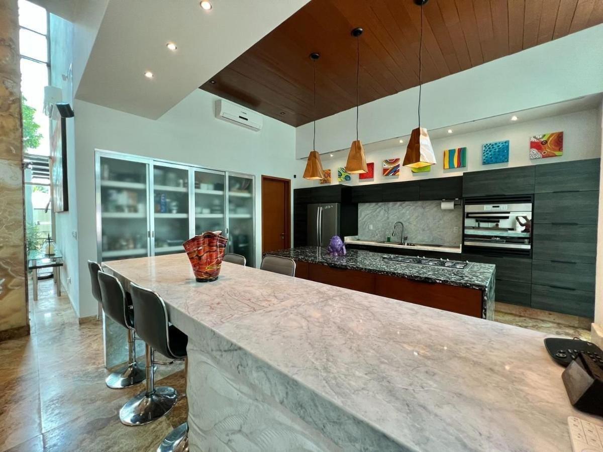 Espectacular Casa 25 Personas En Fraccionamiento Privado Con Terraza, Alberca Y Grill Сasa de vacaciones
