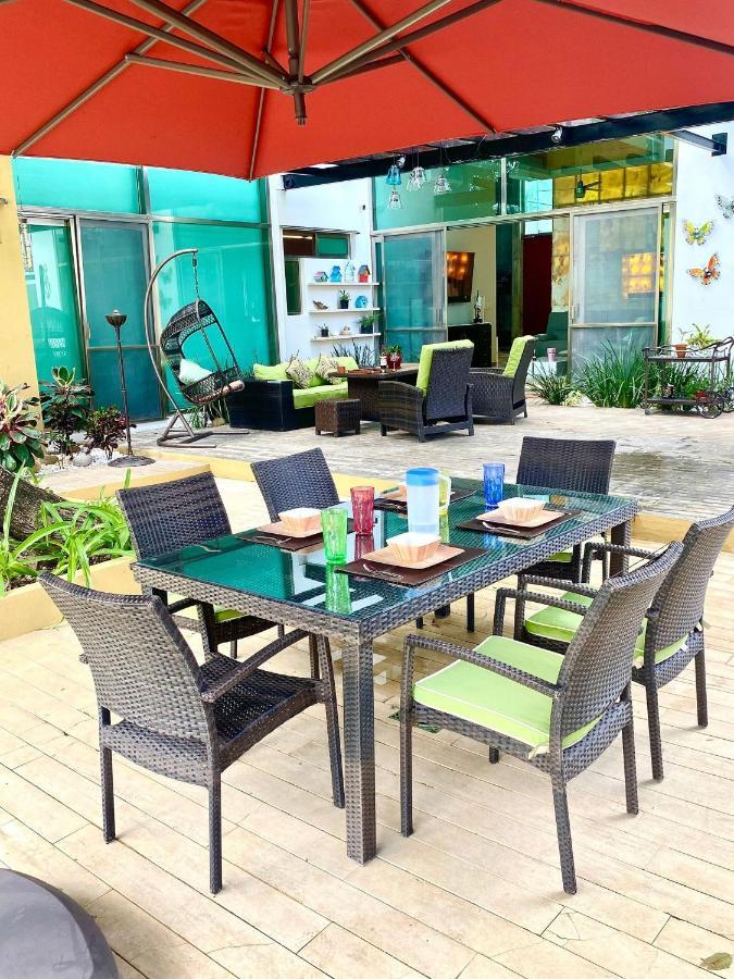 Сasa de vacaciones Espectacular Casa 25 Personas En Fraccionamiento Privado Con Terraza, Alberca Y Grill Cancún