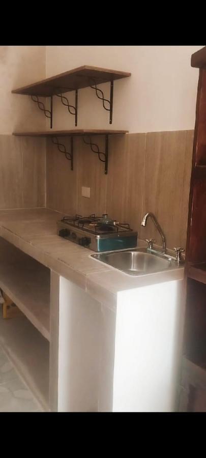 Habitación Vacacional N2 Ecoposada De La 17 Camping Cancún