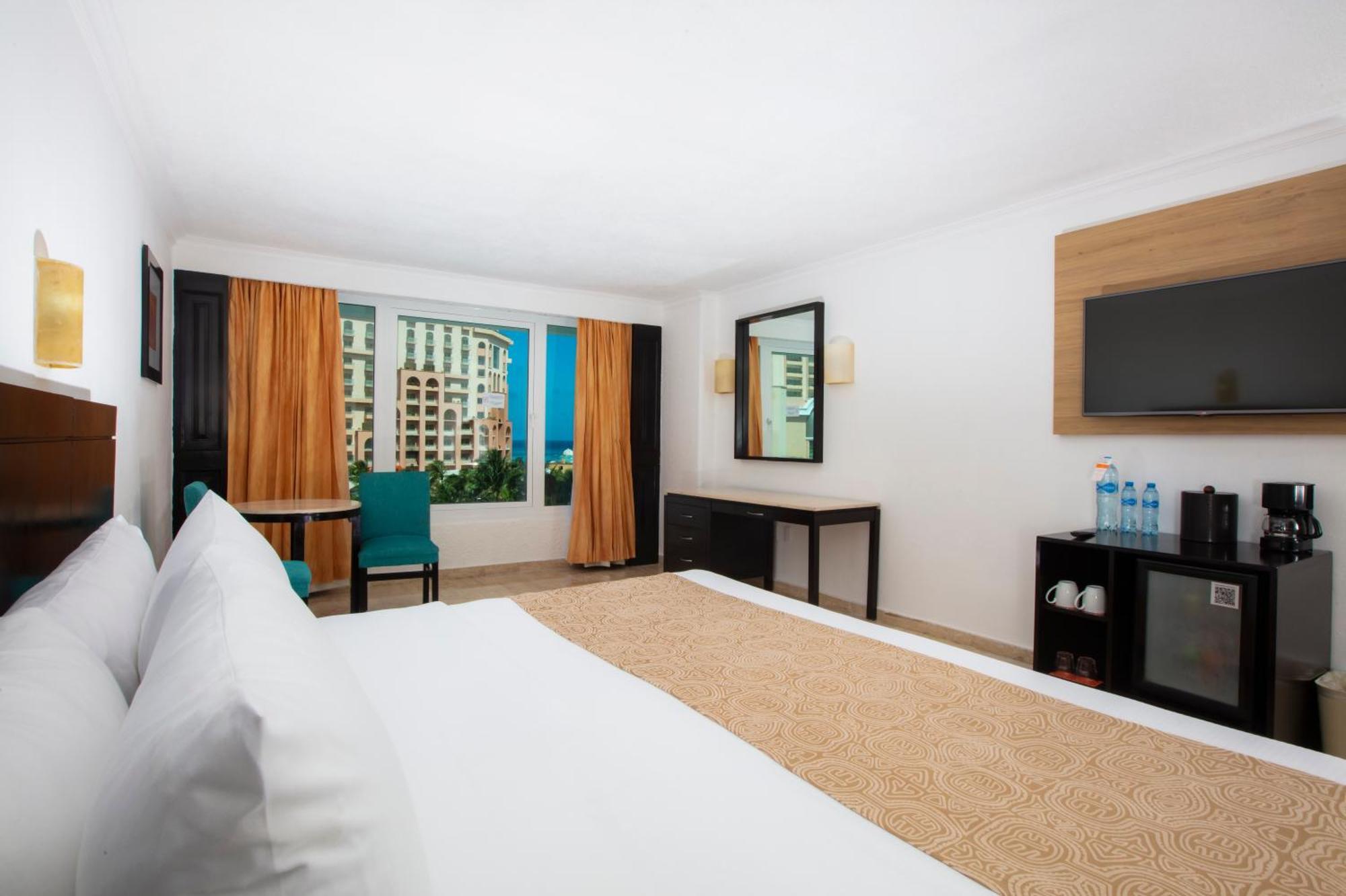 Krystal 4* Cancun