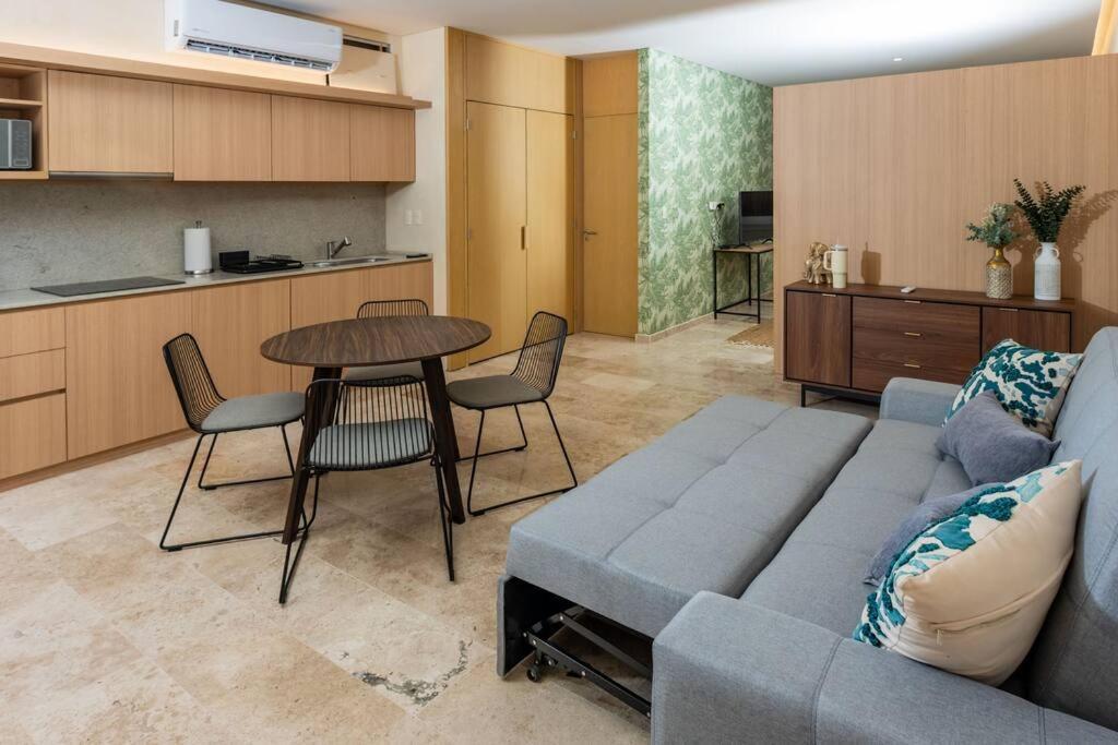 Estudio Moderno En La Av Nader