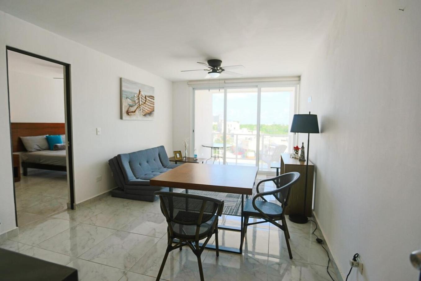 Сasa de vacaciones Large One-bedroom Near Isla Mujeres Ferry *