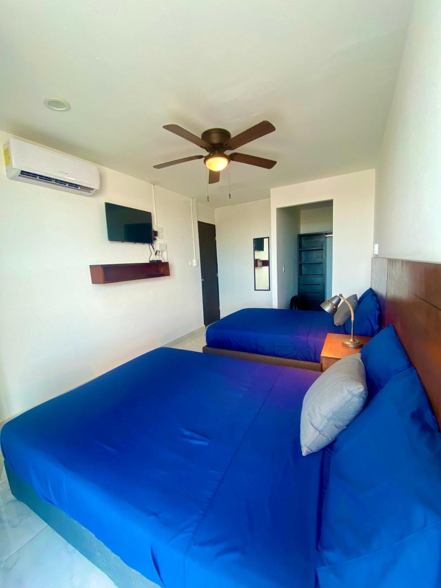 Сasa de vacaciones Large One-bedroom Near Isla Mujeres Ferry *