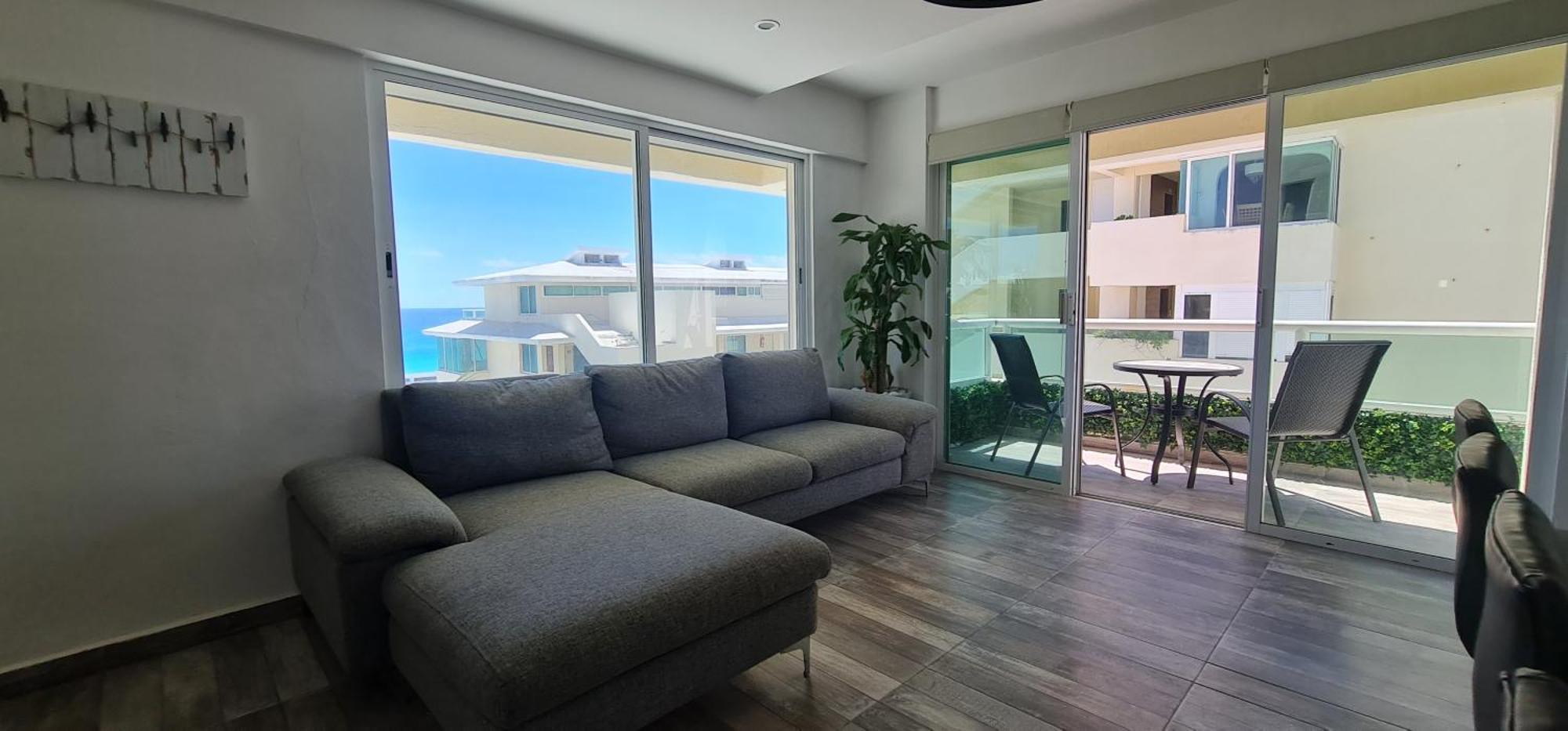 Brisas, Beyond Expectations Oceanfront Apartamento Cancún