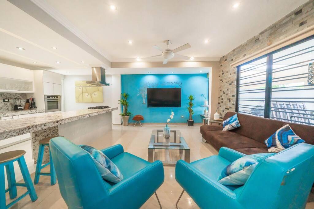 Caracol King Bed - 4 Bedroom -w Terrace At Downtown Prime * Cancun
