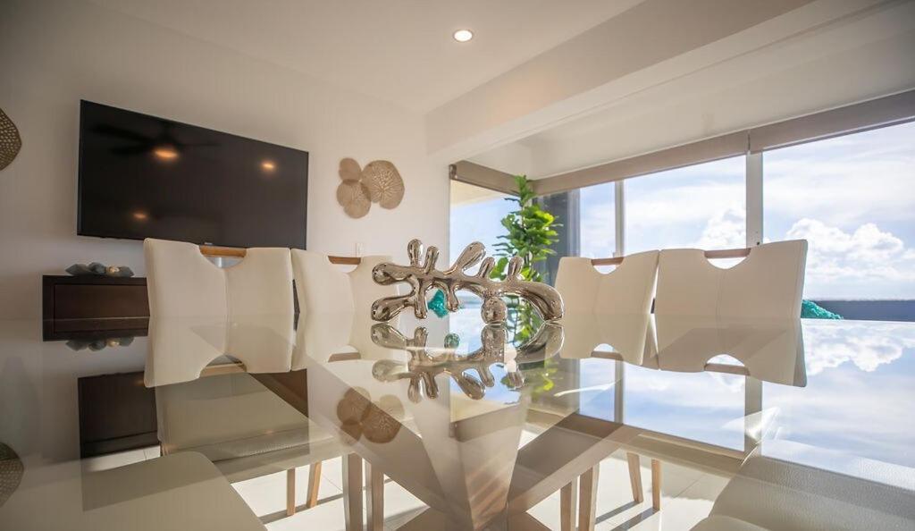 Penthouse Ocean & Lagoon Views, New Listing * Cancún