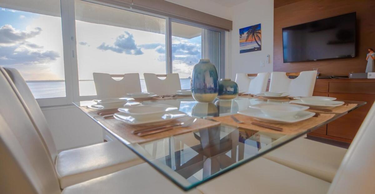 Ocean & Lagoon View Penthouse Cancún