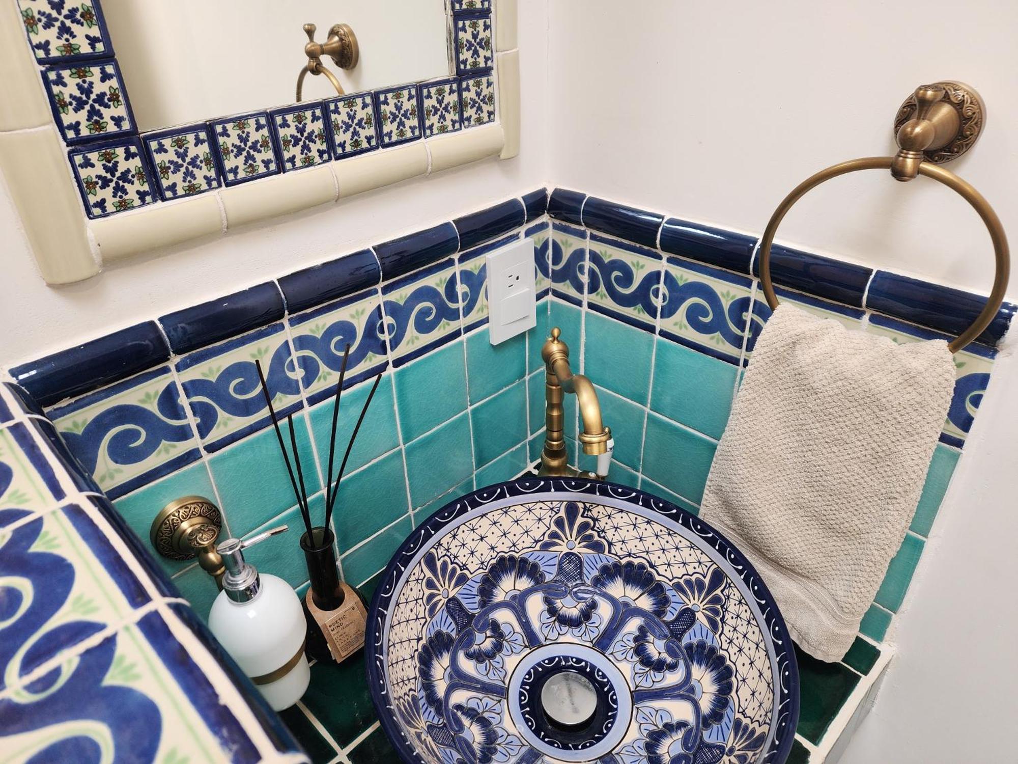 Casa Blanca Boutique & Organic