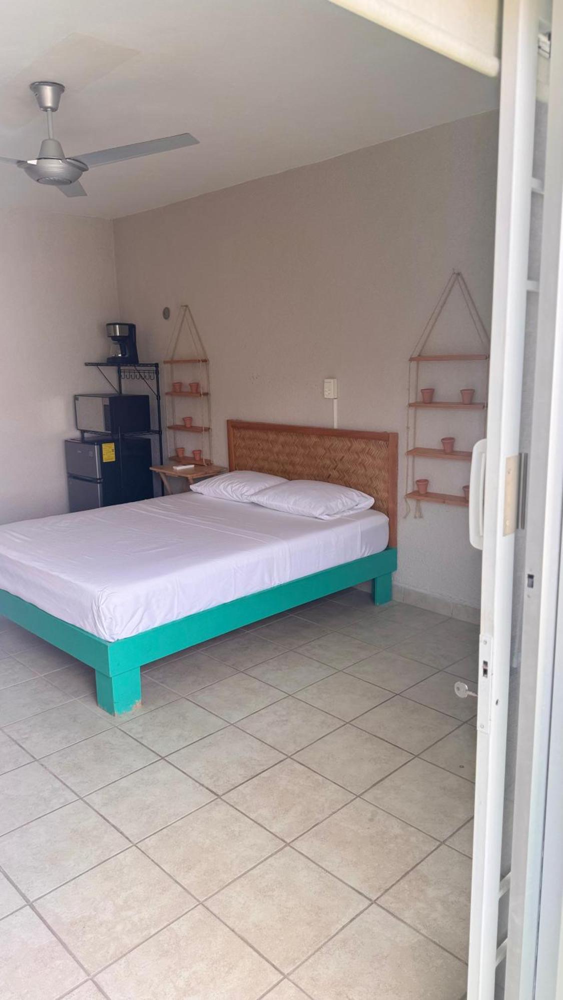 Burgos * Cancún