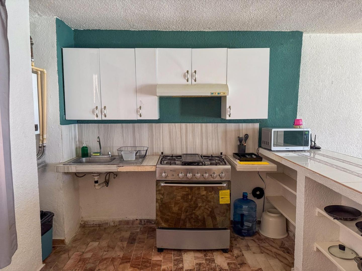 Spacious 2-story, 4 Bedrooms, Ocean View Balcony Apartamento Cancún