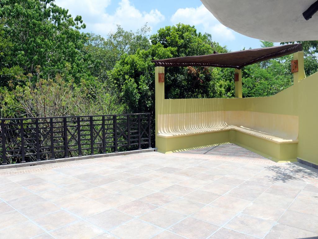 Hotel La Hacienda Cancun- El Ramonal, Monkey Sanctuary