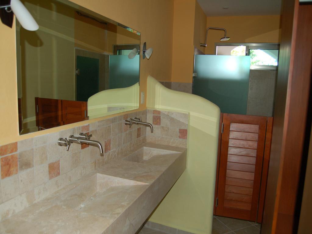Hotel La Hacienda Cancun- El Ramonal, Monkey Sanctuary