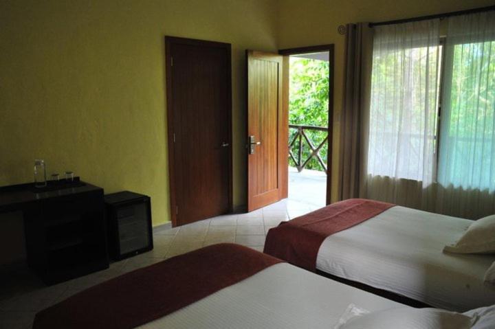 La Hacienda Cancun- El Ramonal, Monkey Sanctuary Hotel