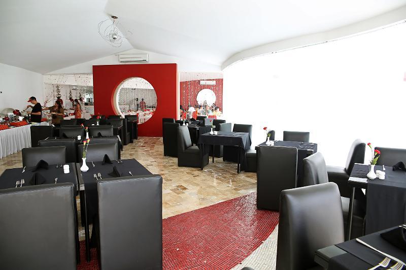Bel Air Collection And (adults Only) Cancún