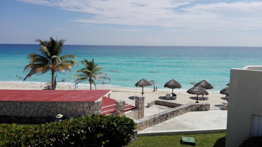 Super Cheap Zone Cancún