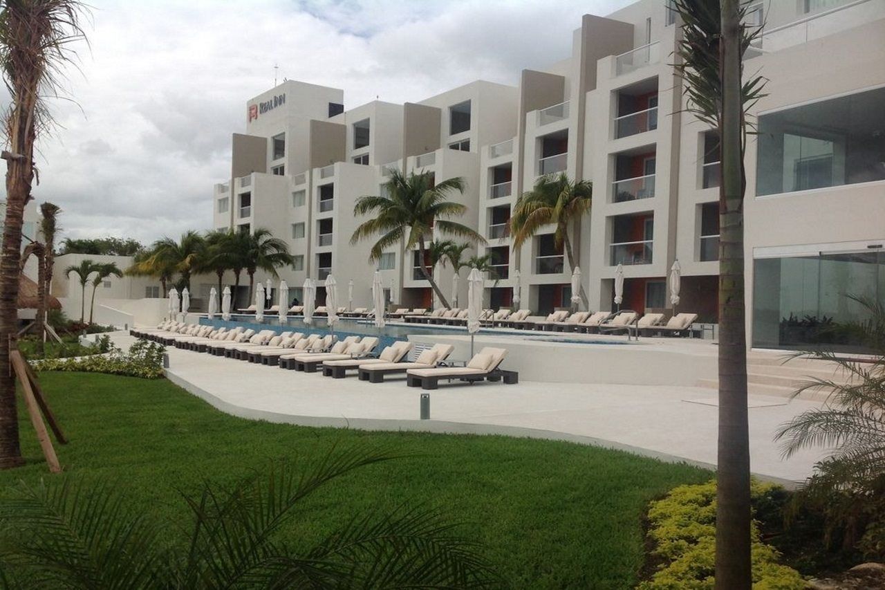 Real Hotel 4*