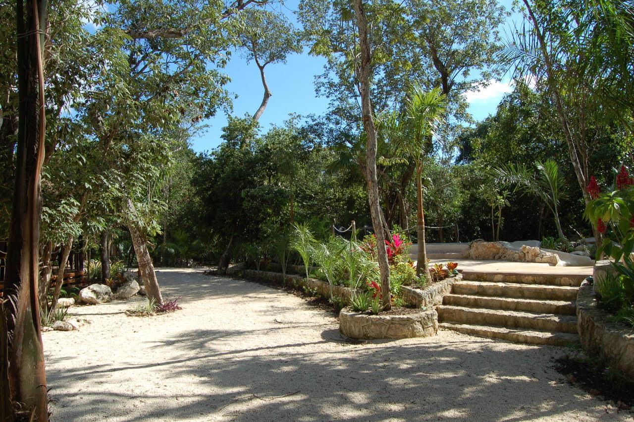 La Hacienda Cancun- El Ramonal, Monkey Sanctuary Cancún