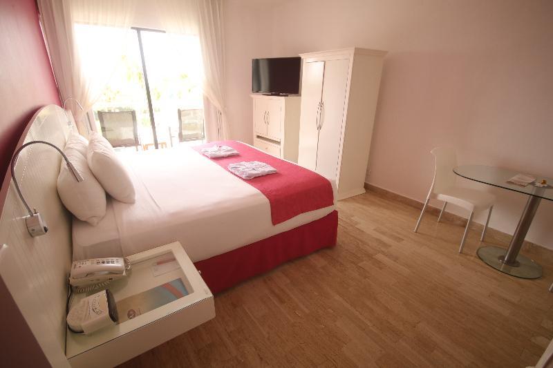 Resort Bel Air Collection And (adults Only) Cancún