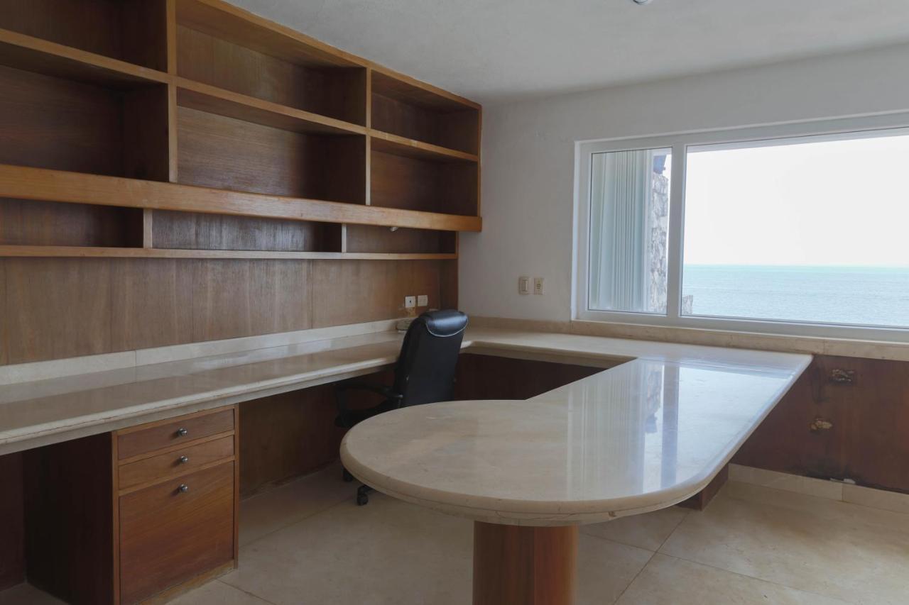 Casa Playa Tortugas - Oceanfront *