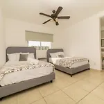 Liverté Condos- Downtown Apartments with Pool