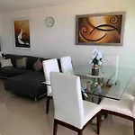 Espectacular Penthouse con Piscina y Vista al Mar en Cancún