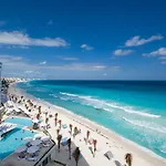Oleo Cancun Playa Boutique Resort