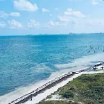 Punta Me Apartments With Ocean View & Beach Front Condo