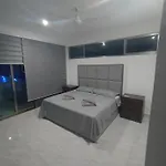 Jungle Oasis - 4 Bedrooms