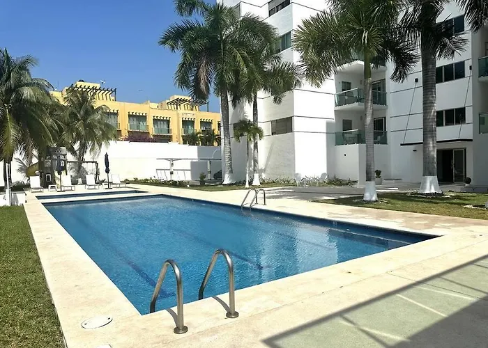3Br Beautiful Condo With Pool Gym & Great Location