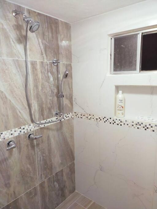 Apartment Loft Soliman - Netflix - Hbo - Near Market 28 - Downtown
