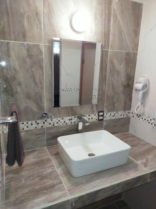 Loft Soliman - Netflix - Hbo - Near Market 28 - Downtown Apartment