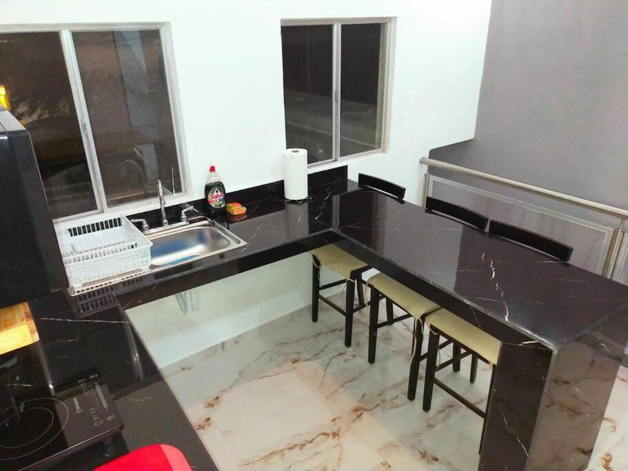Loft Soliman - Netflix - Hbo - Near Market 28 - Downtown