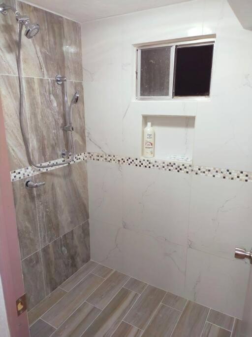 Apartment Loft Soliman - Netflix - Hbo - Near Market 28 - Downtown *