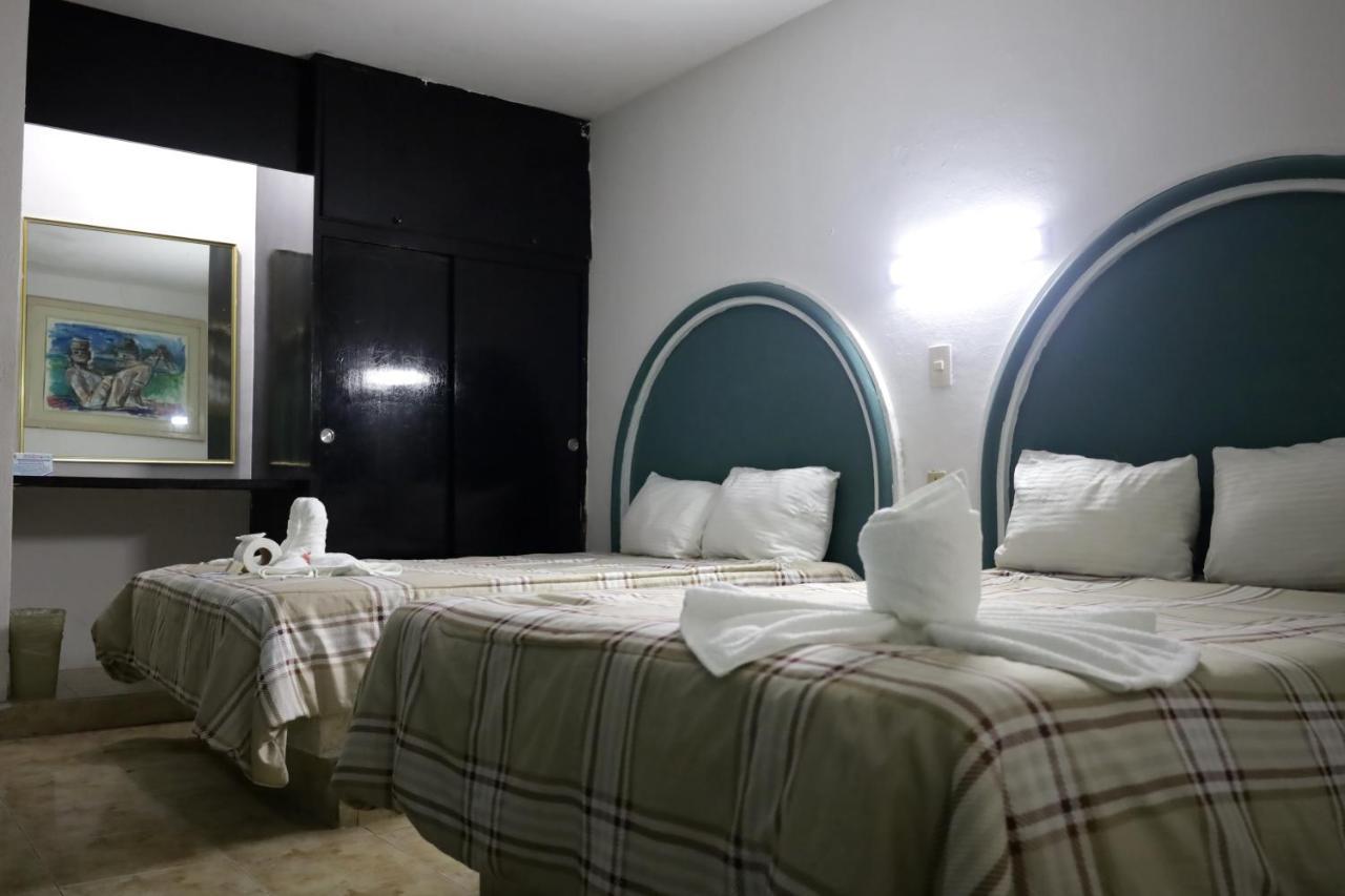 Hc International By R&t Cancún