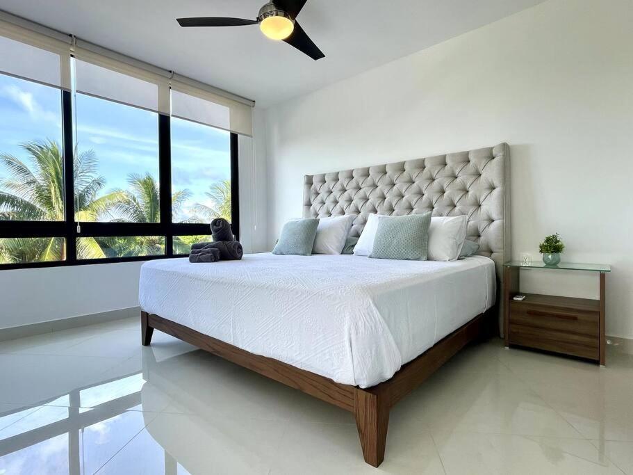 Beautiful Loft With Unique Rooftop & Location! Apartamento Cancún