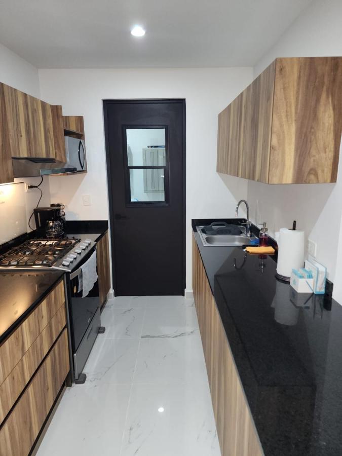 Astoria Gated Apartamento *