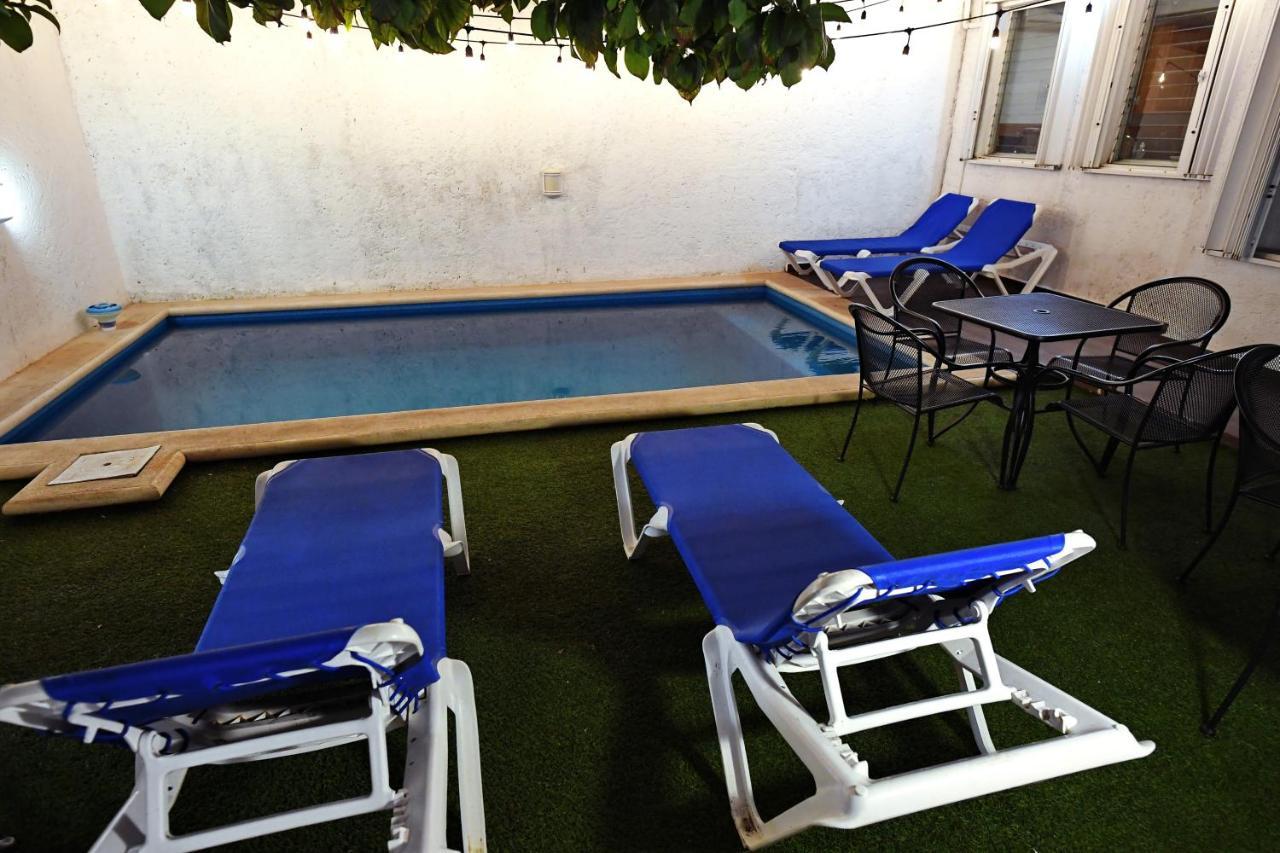 Holiday home 5 Bdr-ensuite Bathrooms-private Pool-golf-comfort