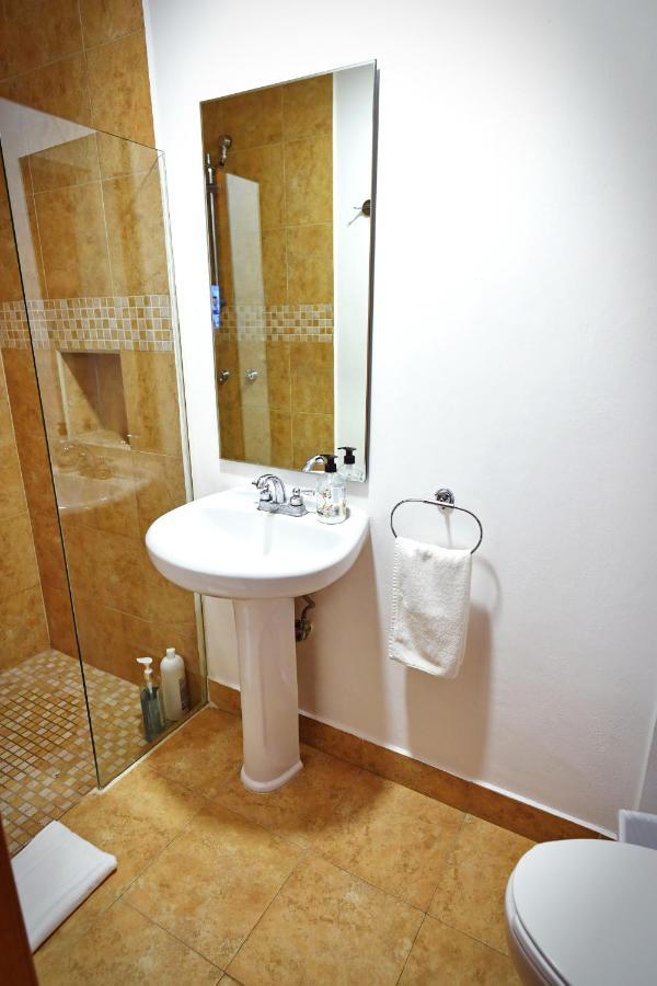 5 Bdr-ensuite Bathrooms-private Pool-golf-comfort